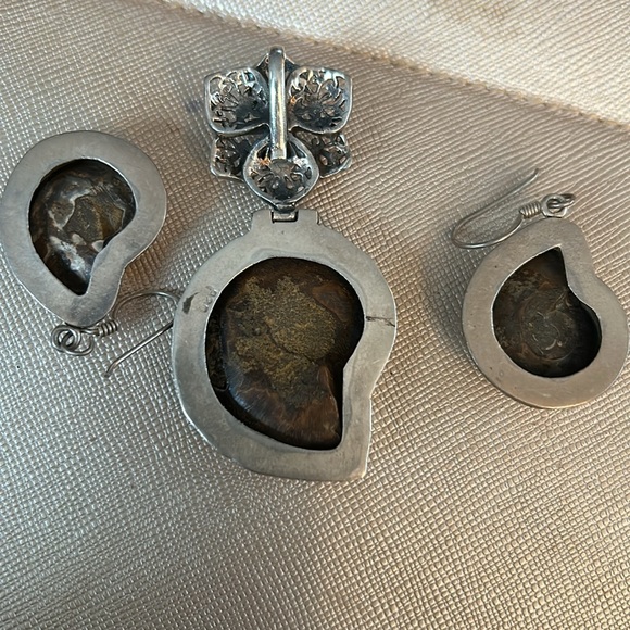 Artisan Snail ammonite pendant, and earrings, sterling silver set. - Picture 2 of 4